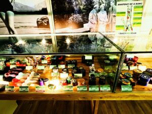 cranbrook cannabis shops canada